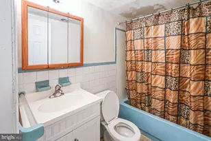 1728 Borbeck Ave, Philadelphia, PA 19111 - Photo 8
