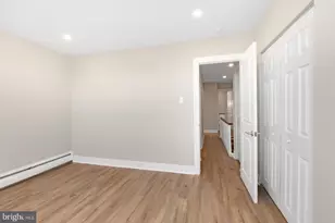 2946 S 15th St, Philadelphia, PA 19145 - Photo 32