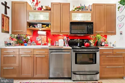 820 S 4th Street #B, Philadelphia, PA 19147 - Photo 2