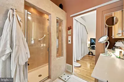 820 S 4th Street #B, Philadelphia, PA 19147 - Photo 22