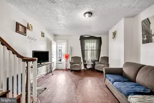 1913 S Beechwood St, Philadelphia, PA 19145 - Photo 4