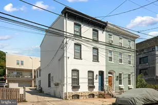 3871 Terrace St, Philadelphia, PA 19128 - Photo 12