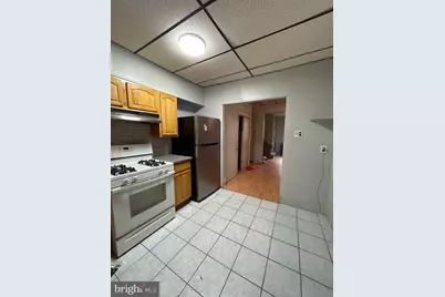 2429 S Lawrence Street, Philadelphia, PA 19148 - Photo 6