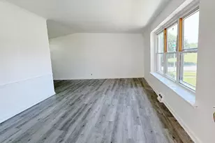 2325 Oakmont St, Philadelphia, PA 19152 - Photo 6