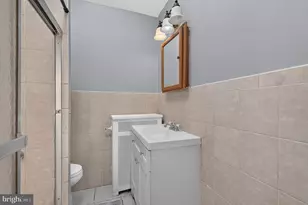 403 W Annsbury St, Philadelphia, PA 19140 - Photo 20