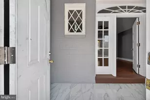 403 W Annsbury St, Philadelphia, PA 19140 - Photo 6