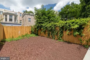 856 N 19th St, Philadelphia, PA 19130 - Photo 10