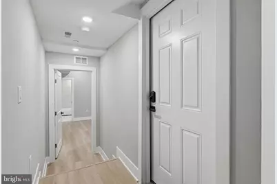 856 N 19th Street #3, Philadelphia, PA 19130 - Photo 10