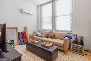 427 Monroe St, Philadelphia, PA 19147 - Photo 4