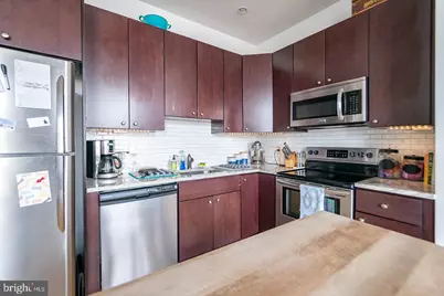427 Monroe Street #UNIT 202, Philadelphia, PA 19146 - Photo 2