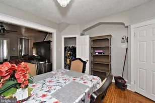 7442 E Walnut Ln, Philadelphia, PA 19138 - Photo 10