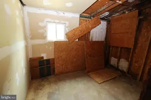 406 W Grange Ave, Philadelphia, PA 19120 - Photo 12