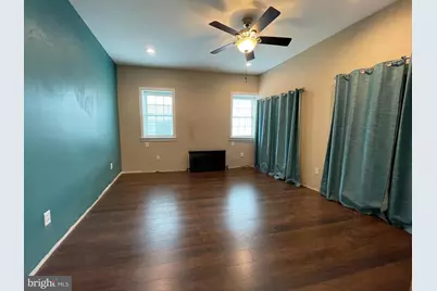 2034 S 3rd Street, Philadelphia, PA 19148 - Photo 14