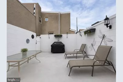 2034 S 3rd Street, Philadelphia, PA 19148 - Photo 16