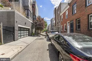 1310 S Bancroft St, Philadelphia, PA 19146 - Photo 2