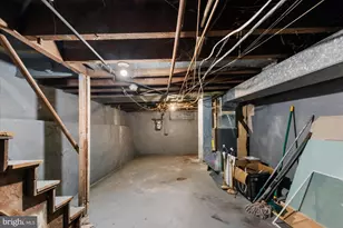 1212 W Luzerne St, Philadelphia, PA 19140 - Photo 18