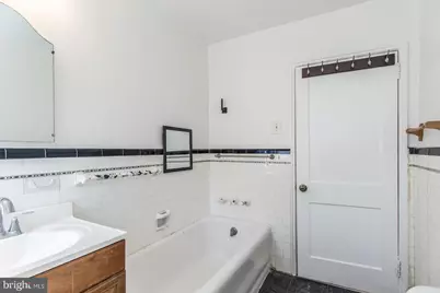 7817 Cedarbrook Avenue, Philadelphia, PA 19150 - Photo 24