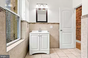 1027 S 50th St, Philadelphia, PA 19143 - Photo 16