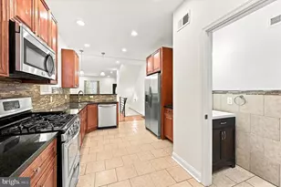 1027 S 50th St, Philadelphia, PA 19143 - Photo 8