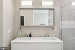 518 Mercy St, Philadelphia, PA 19148 - Photo 20