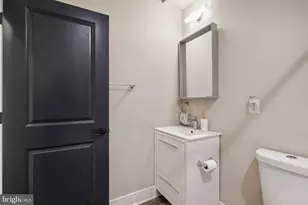518 Mercy St, Philadelphia, PA 19148 - Photo 24