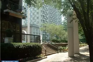 25 St James Ct, Philadelphia, PA 19106 - Photo 2