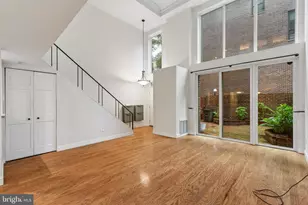 25 St James Ct, Philadelphia, PA 19106 - Photo 20