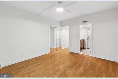 25 Saint James Ct #41, Philadelphia, PA 19106 - Photo 36