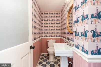 2032 Cherry Street, Philadelphia, PA 19103 - Photo 8