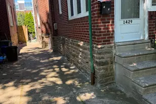 1429 Englewood St, Philadelphia, PA 19111 - Photo 2