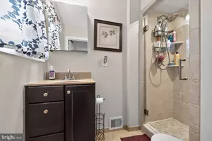8926 Revere St, Philadelphia, PA 19152 - Photo 10