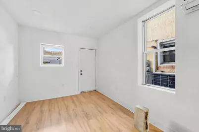 2046 S Norwood Street #1, Philadelphia, PA 19145 - Photo 14
