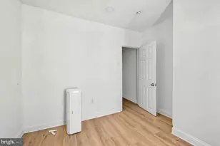 2046 S Norwood St, Philadelphia, PA 19145 - Photo 12
