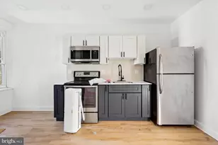 2046 S Norwood St, Philadelphia, PA 19145 - Photo 12