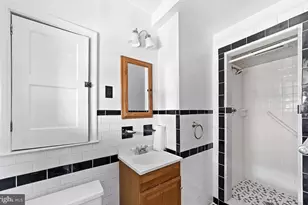 2329 Rhawn St, Philadelphia, PA 19152 - Photo 18