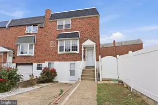 3811 Salina Rd, Philadelphia, PA 19154 - Photo 2