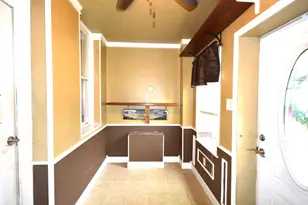 5923 Erdrick St, Philadelphia, PA 19135 - Photo 2