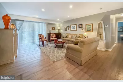 72105 Delaire Landing Road, Philadelphia, PA 19114 - Photo 4