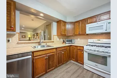 72105 Delaire Landing Road, Philadelphia, PA 19114 - Photo 10