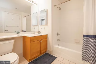 717 S Chris Columbus Boulevard #811, Philadelphia, PA 19147 - Photo 24