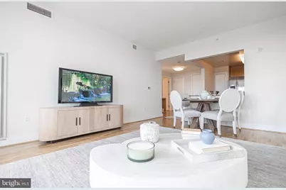 717 S Chris Columbus Boulevard #811, Philadelphia, PA 19147 - Photo 6