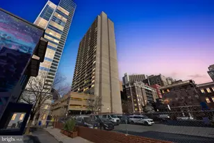 1326 Spruce St, Philadelphia, PA 19107 - Photo 1