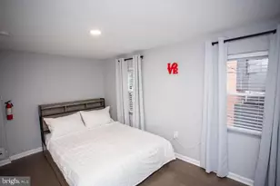 1128 O'Neil St, Philadelphia, PA 19123 - Photo 22