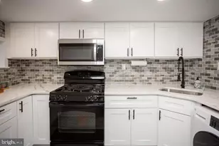 1128 O'Neil St, Philadelphia, PA 19123 - Photo 12