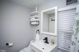 1128 O'Neil St, Philadelphia, PA 19123 - Photo 24