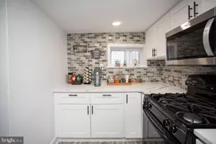 1128 O'Neil St, Philadelphia, PA 19123 - Photo 14