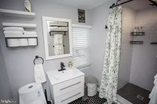 1128 O'Neil St, Philadelphia, PA 19123 - Photo 26