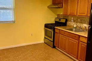 825 Hoffman Pl, Philadelphia, PA 19123 - Photo 1