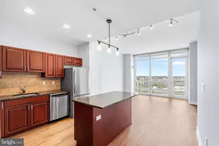 901 N Penn St, Philadelphia, PA 19123 - Photo 2