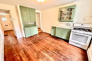 7 Penn Ct, Philadelphia, PA 19144 - Photo 2